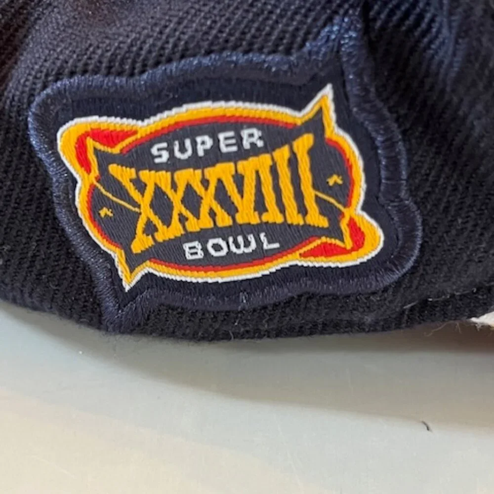 NEW ENGLAND PATRIOTS Super Bowl XXXVIII Champions Locker Room Hat-NEW